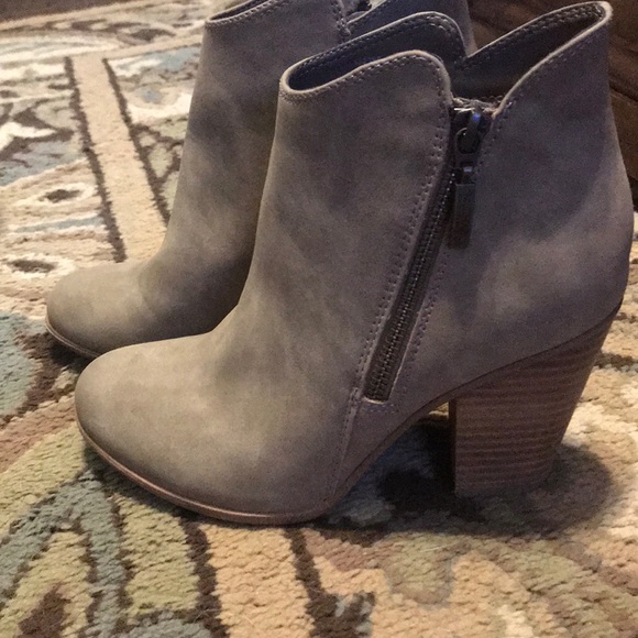 Michael Shannon taupe booties - Picture 2 of 4